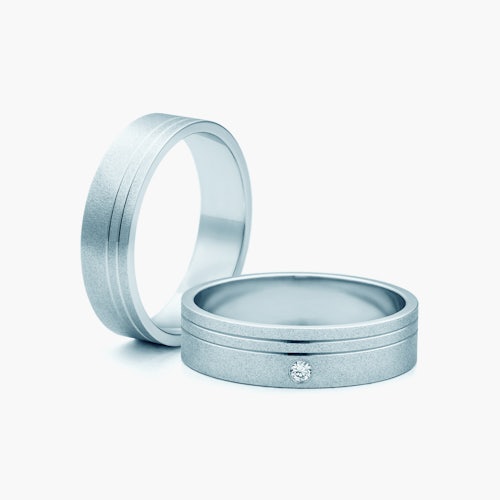 Obrączki ślubne: złote, płaskie, 5 mm